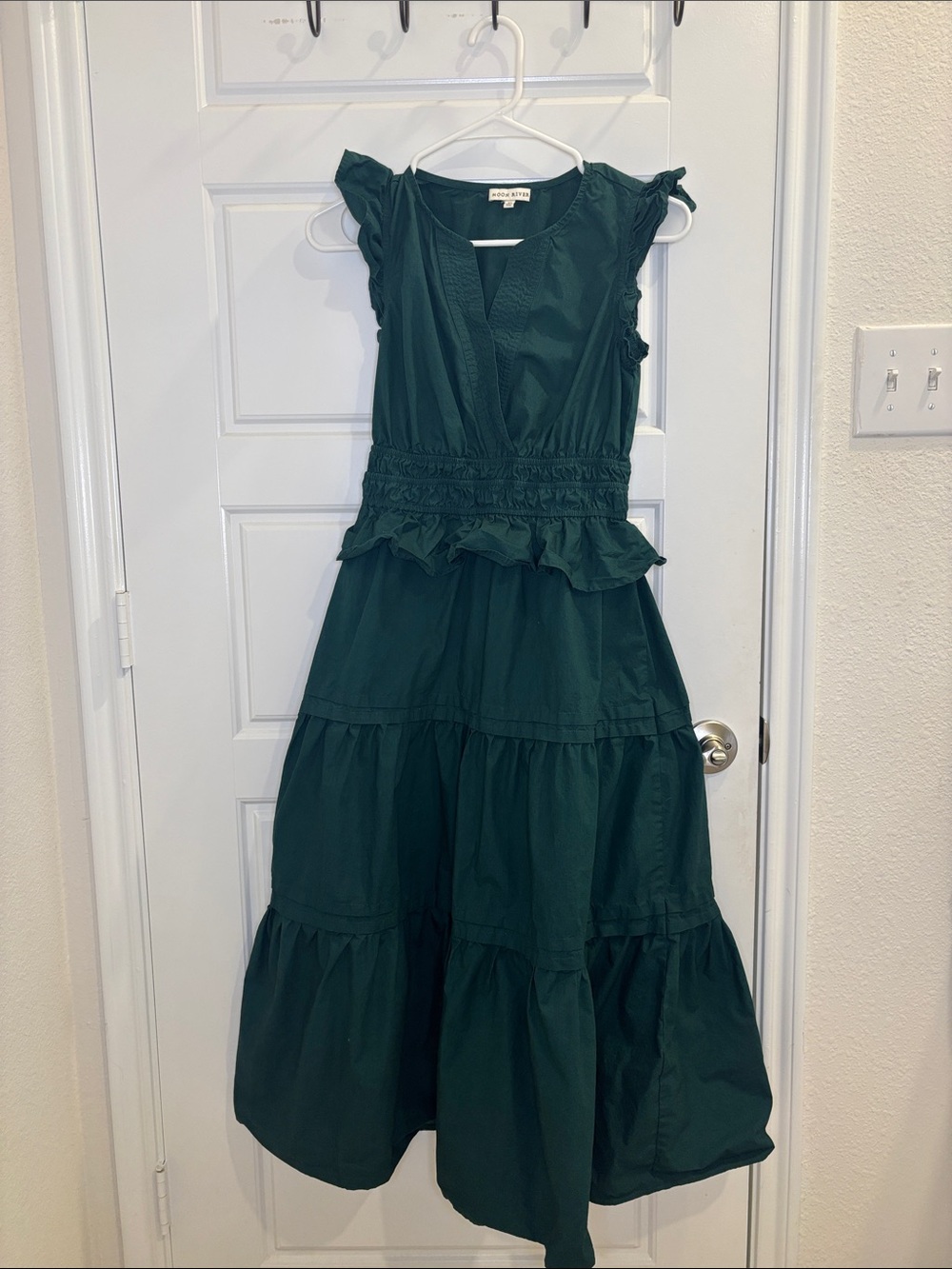 Moon River XS Green Ruffle Tiered Cotton Maxi Dress